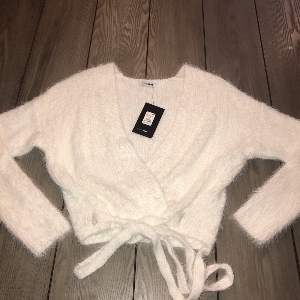 Fashion Nova sweater!